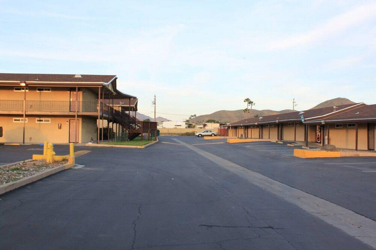 Menifee Inn 外观 照片