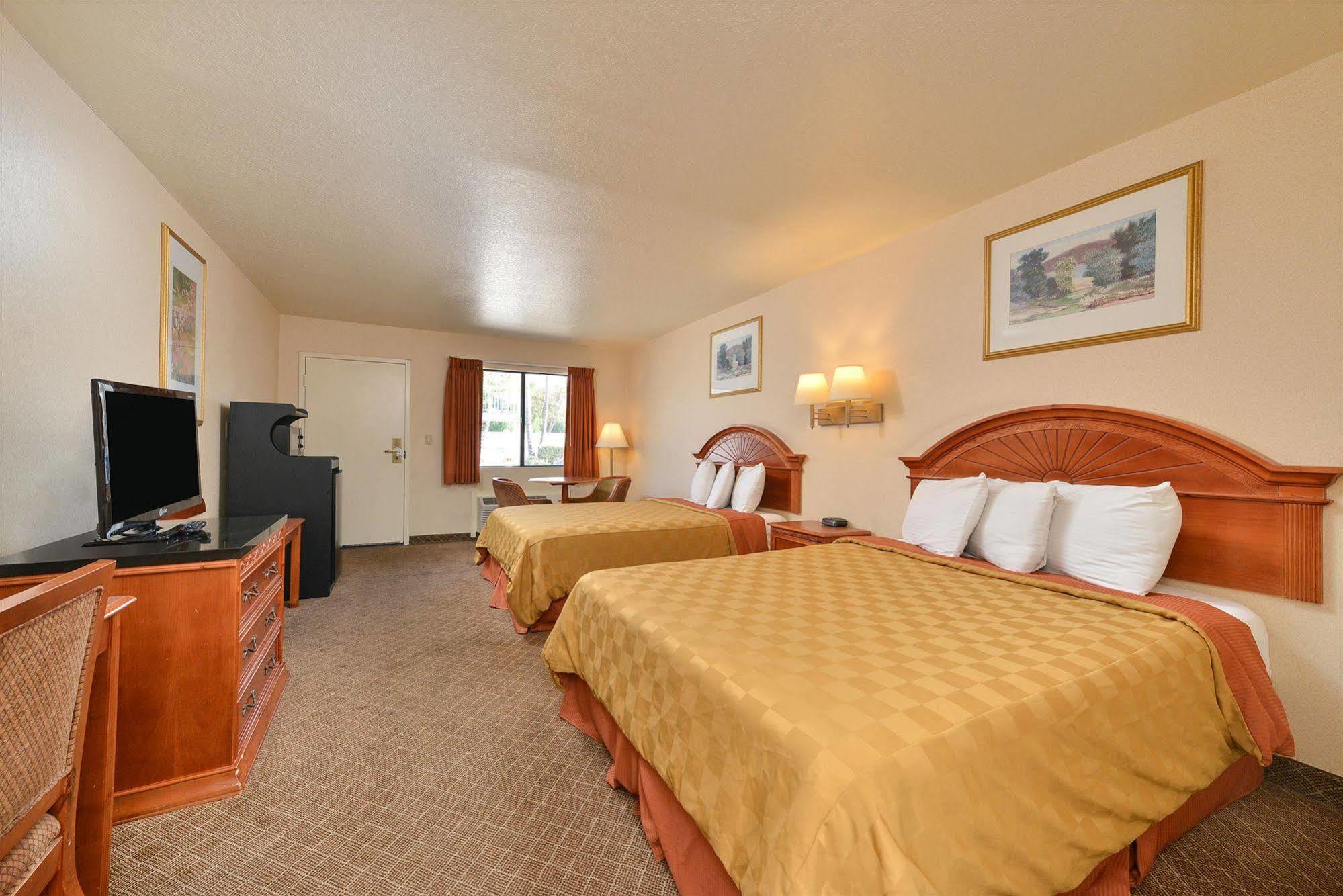 Menifee Inn 外观 照片