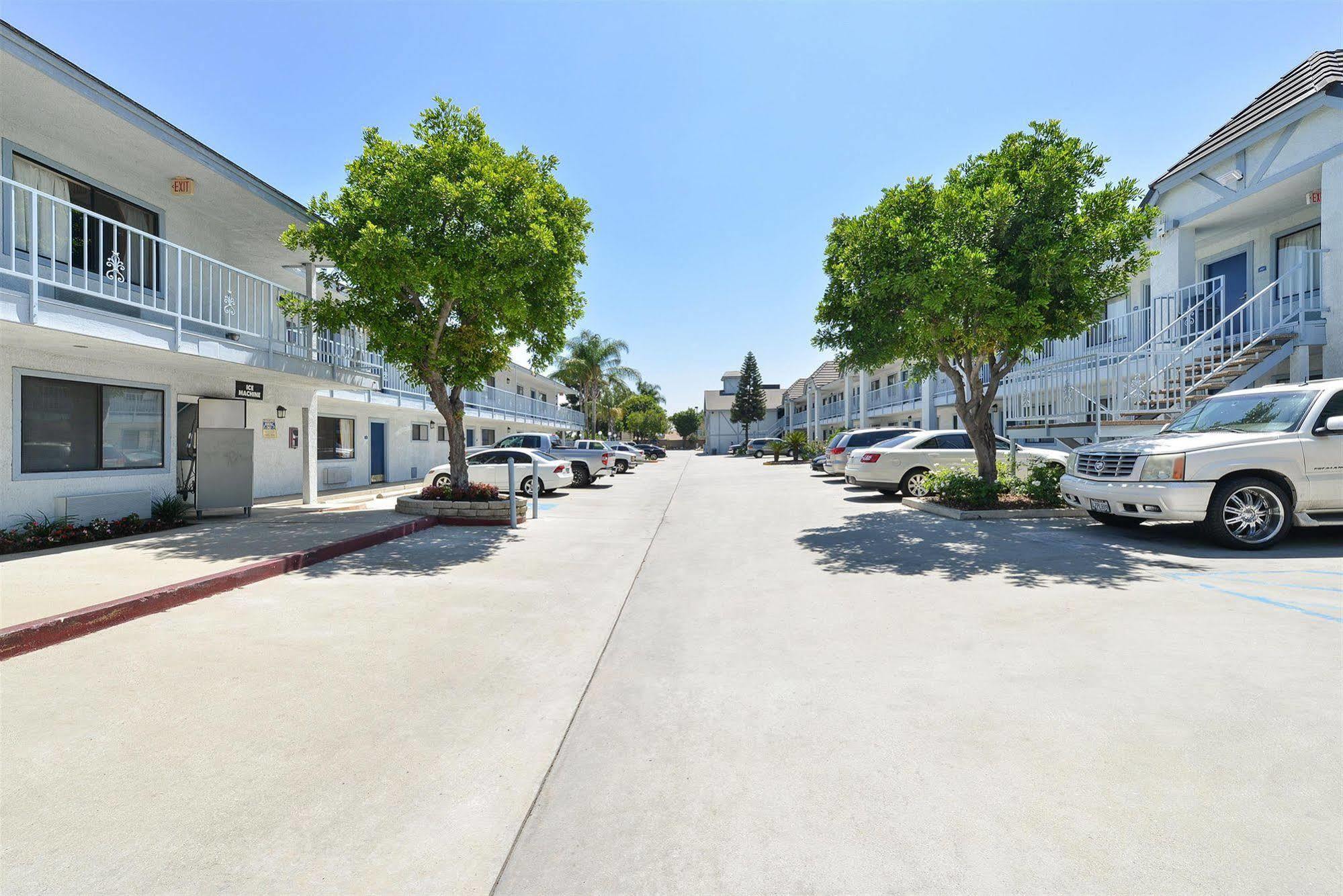 Menifee Inn 外观 照片