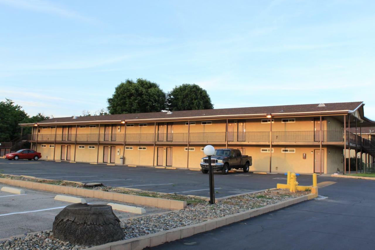 Menifee Inn 外观 照片