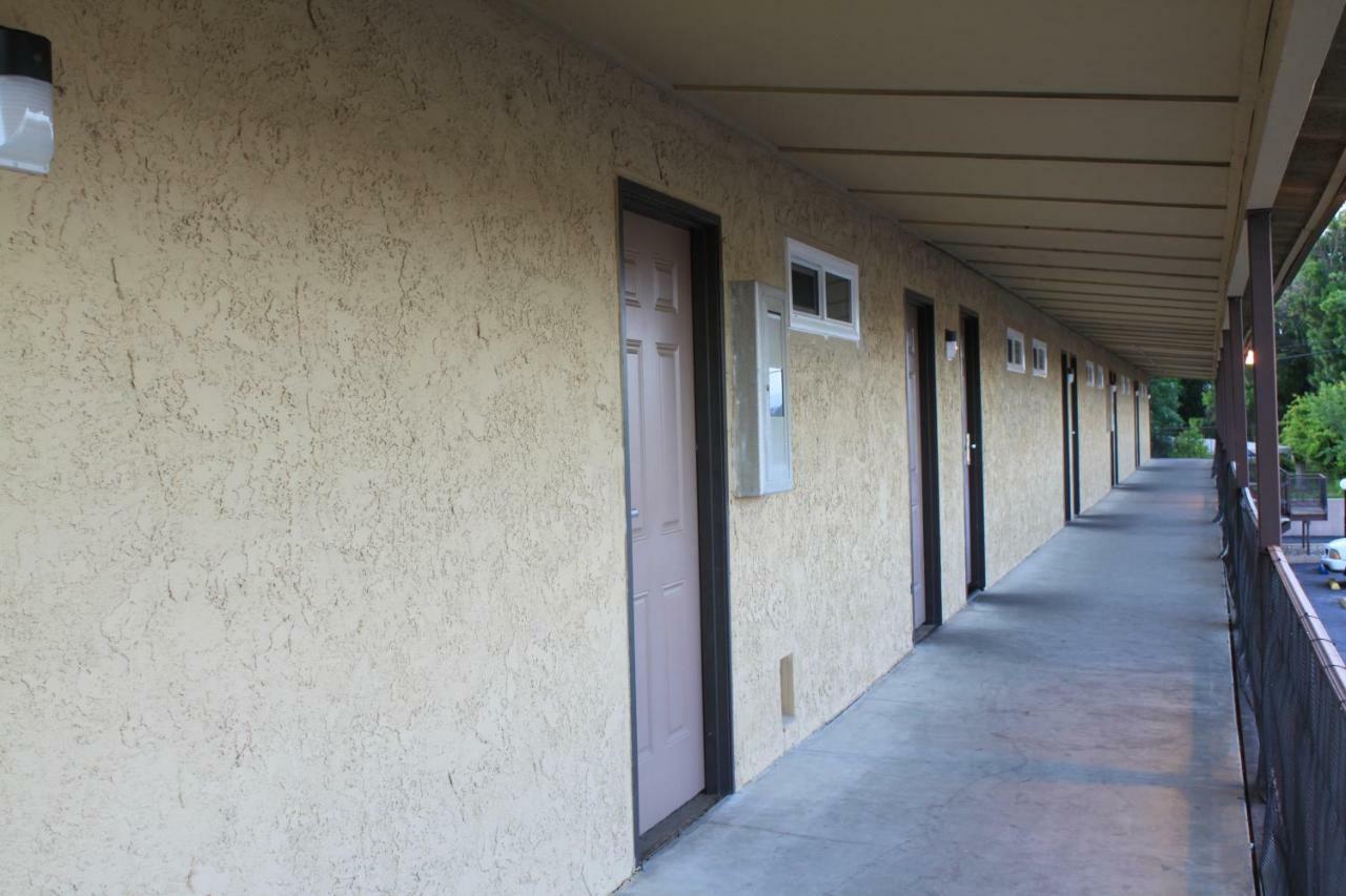 Menifee Inn 外观 照片
